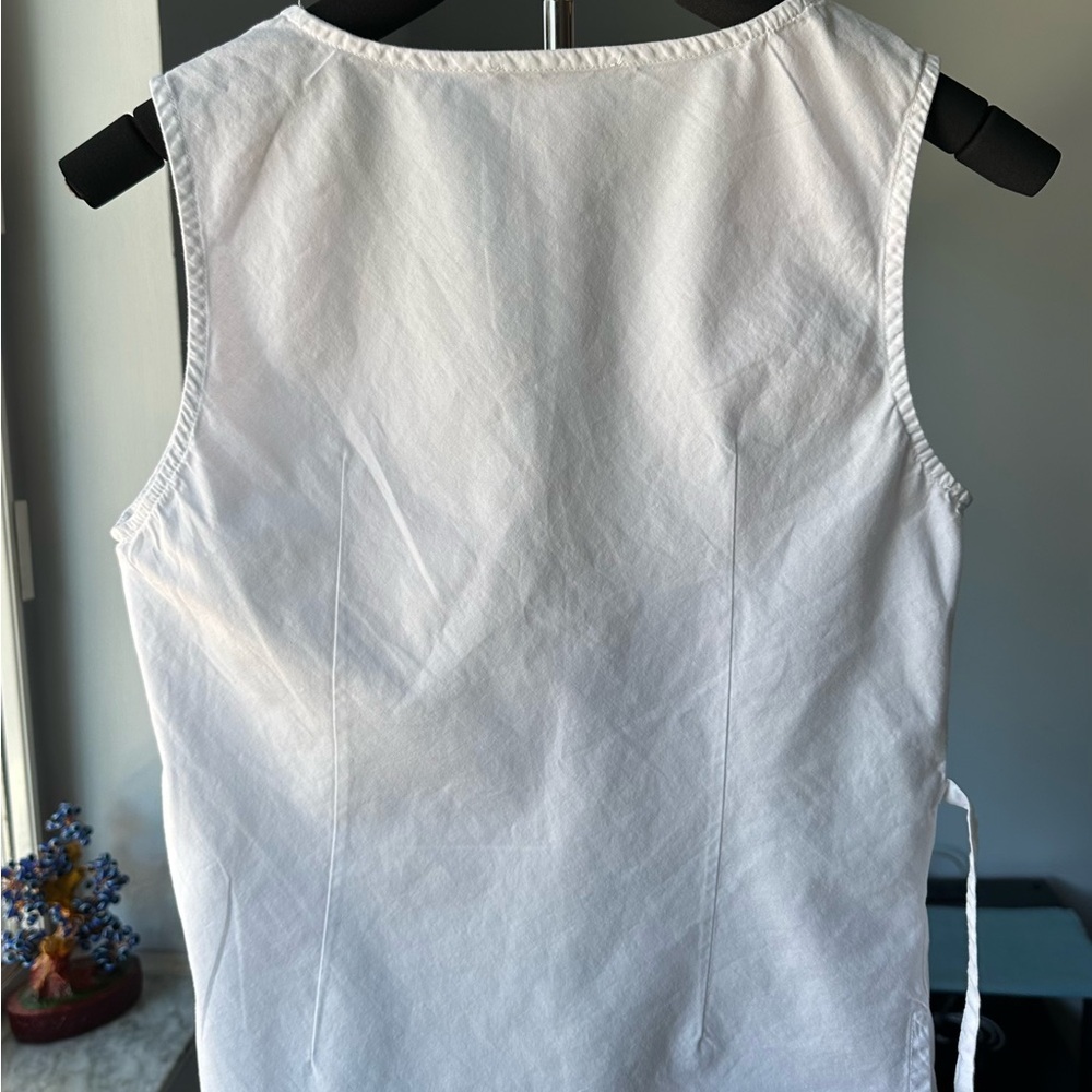 Brandy Melville White Deep V-Neck Sleeveless Dress - Picture 3 of 6